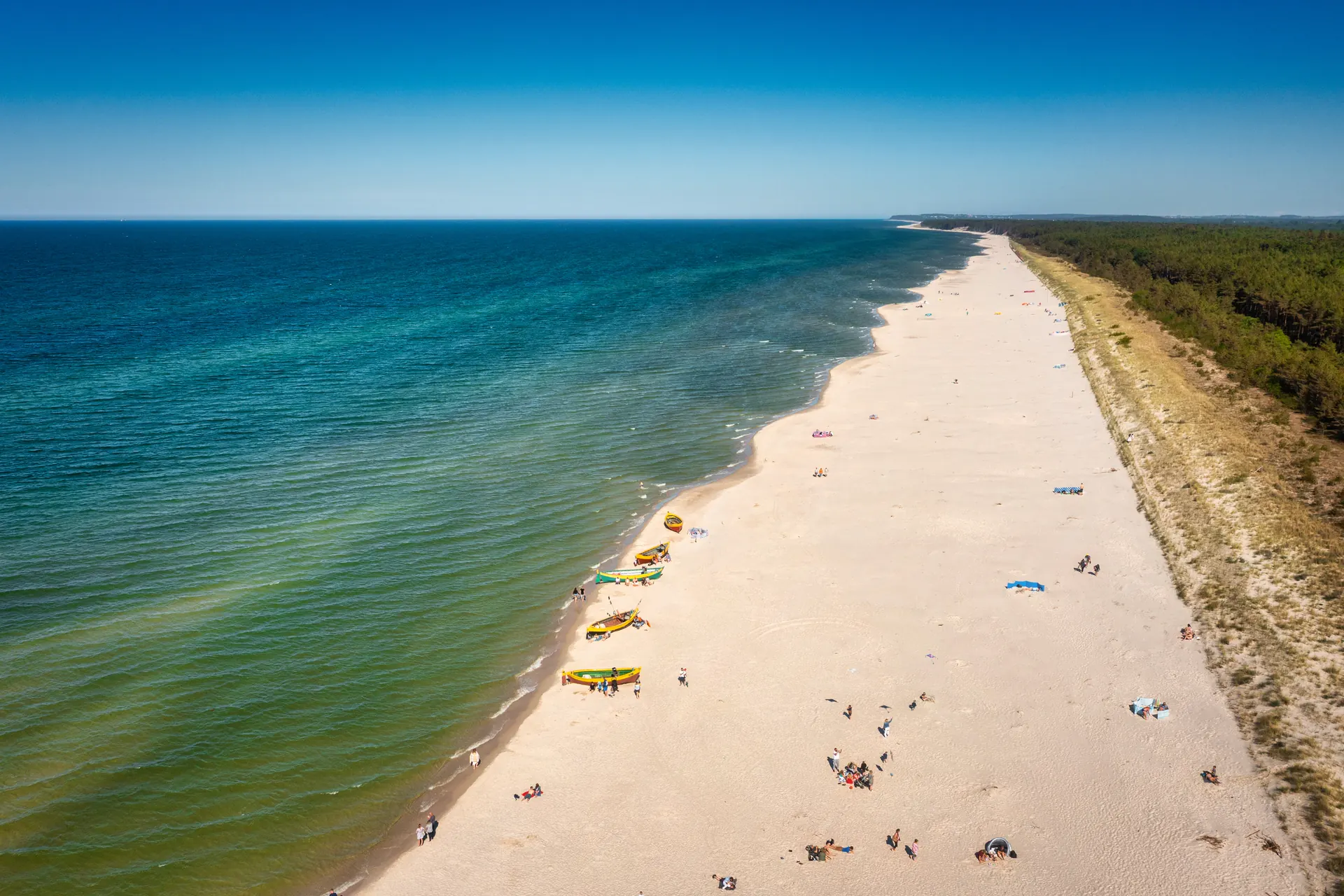 Plaża Dębki nad Morzem Bałtyckim — 2 km od domków i apartamentów Poezja Ciszy